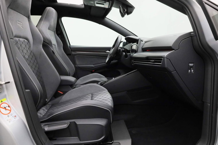 Vehicle Image 36
