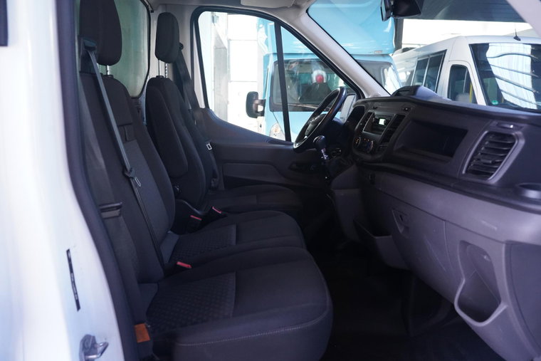 Vehicle Image 19