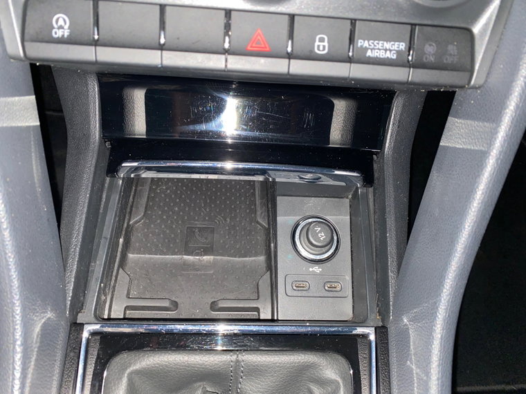 Vehicle Image 26