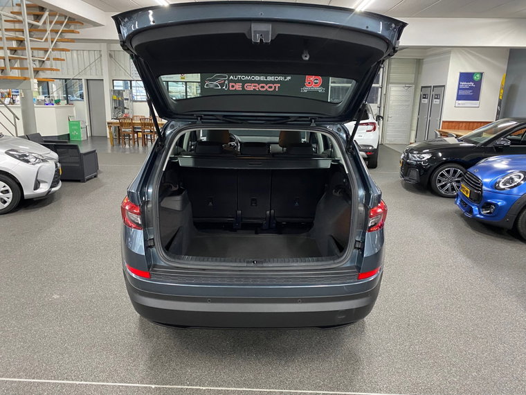 Vehicle Image 33