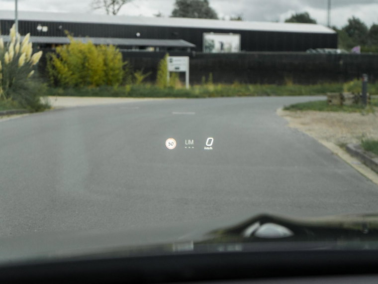 Vehicle Image 36