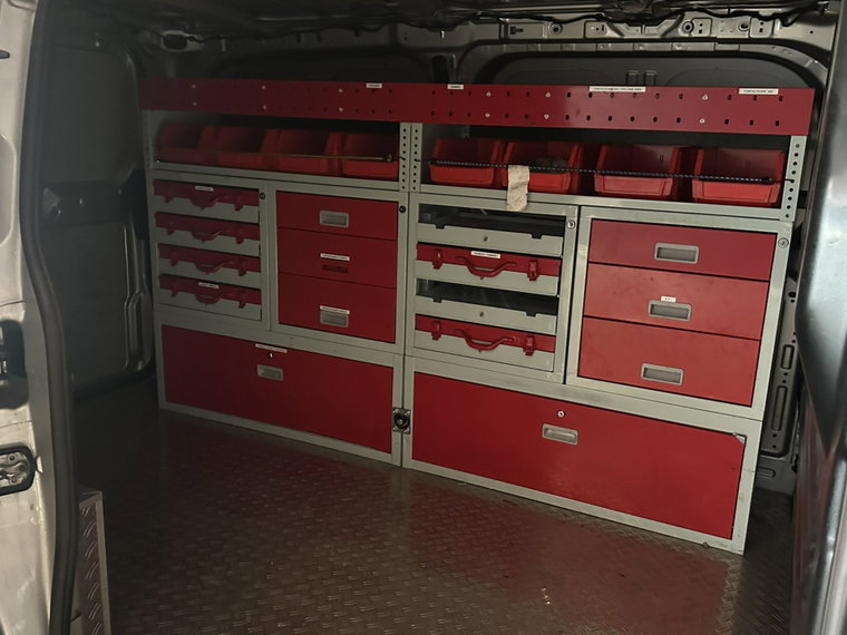 Vehicle Image 13