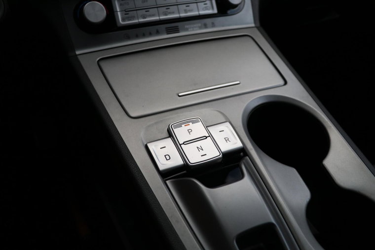 Vehicle Image 23