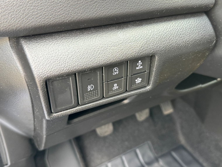 Vehicle Image 17