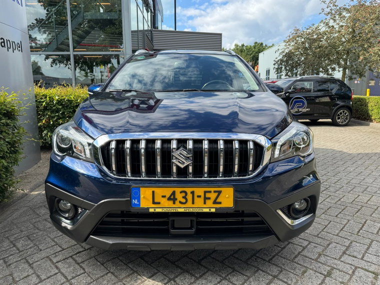 Vehicle Image 4