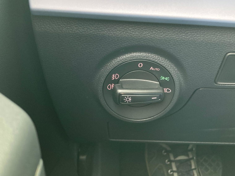 Vehicle Image 27