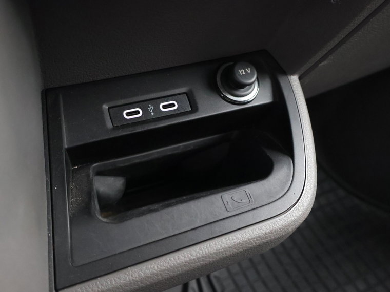 Vehicle Image 47