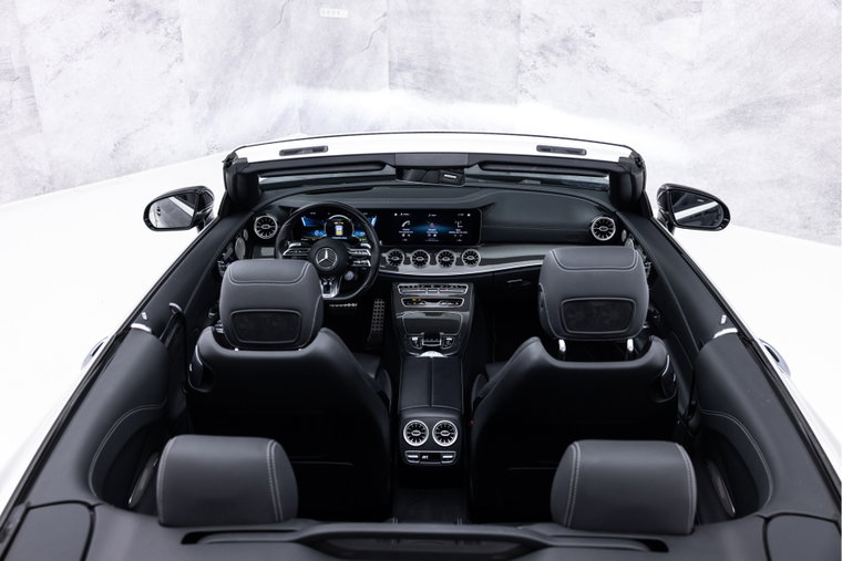 Vehicle Image 23