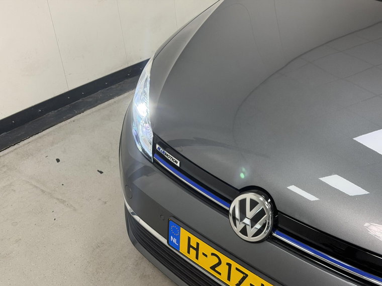 Vehicle Image 38