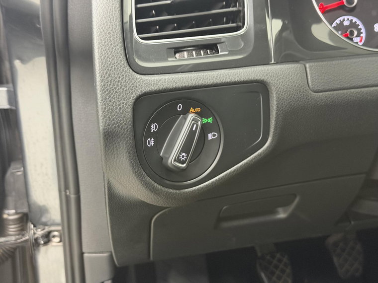 Vehicle Image 45