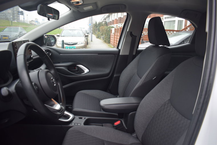 Vehicle Image 14