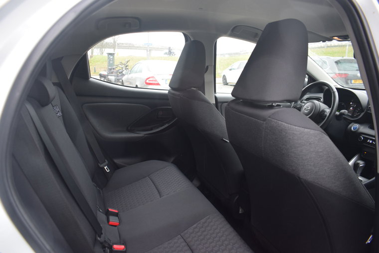 Vehicle Image 18