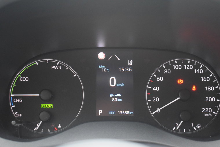 Vehicle Image 25