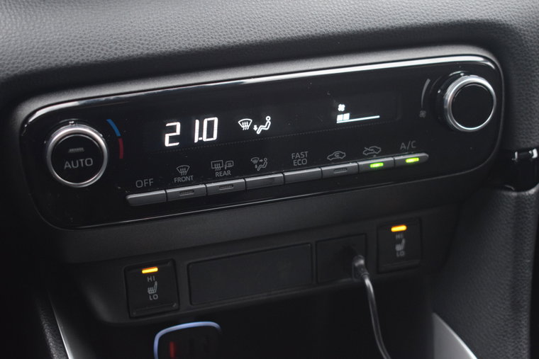 Vehicle Image 30