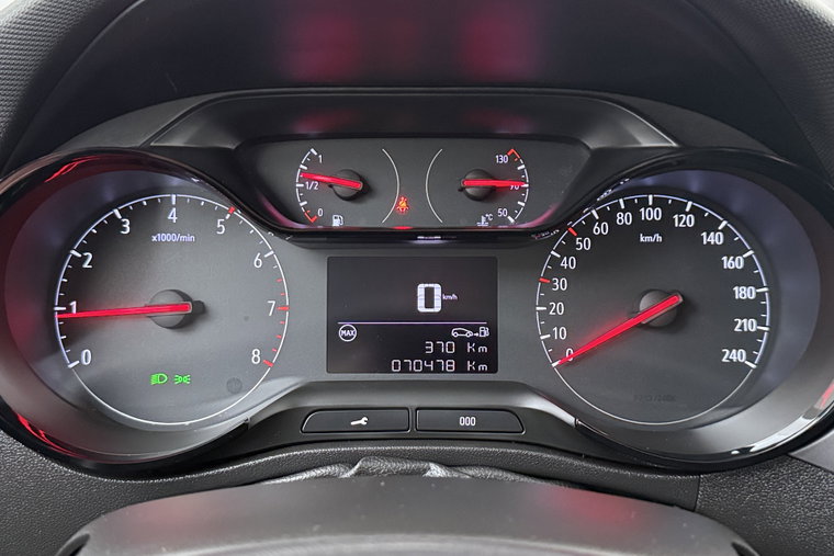 Vehicle Image 19