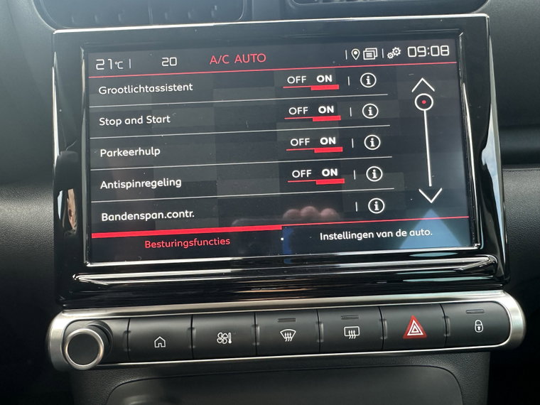 Vehicle Image 19