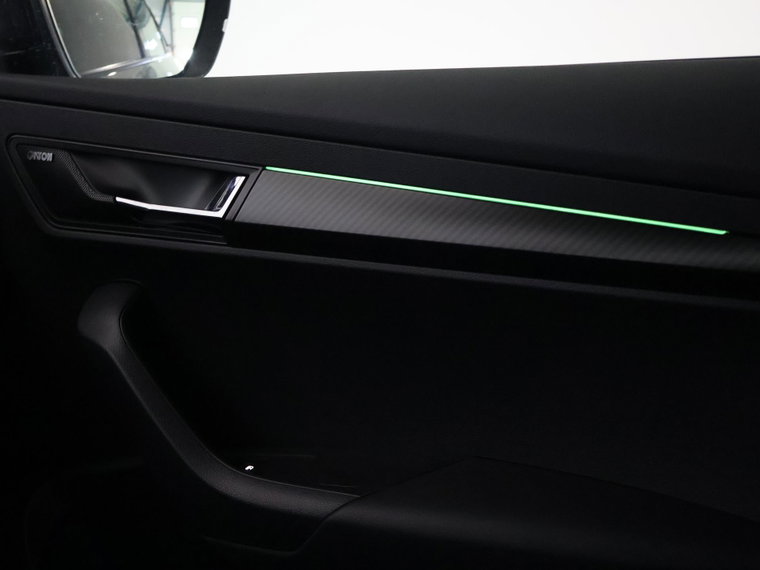 Vehicle Image 45