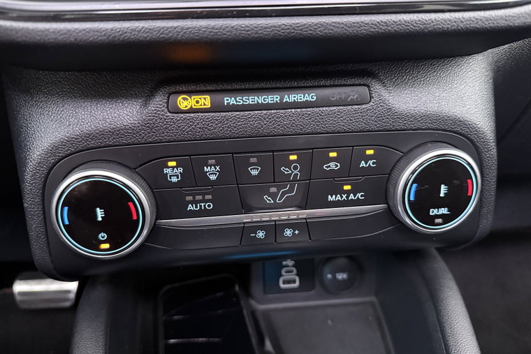 Vehicle Image 33