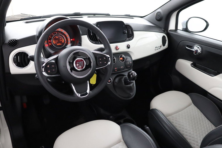 Vehicle Image 12