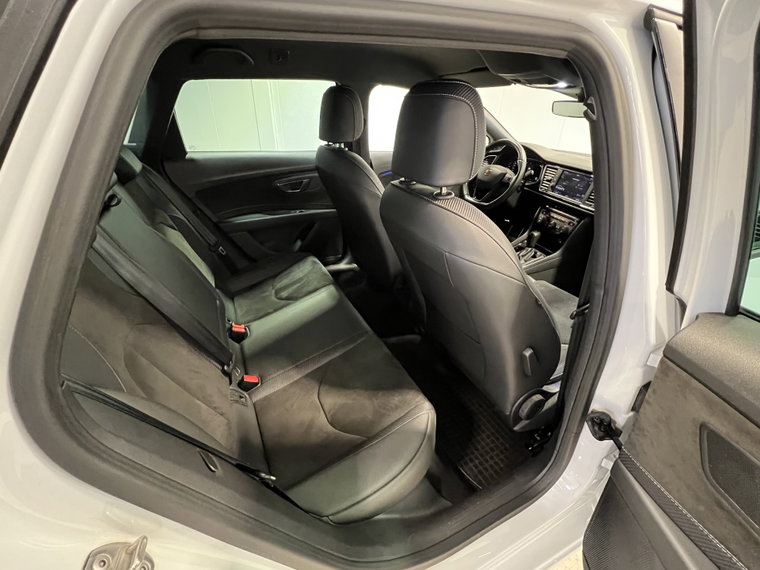 Vehicle Image 40