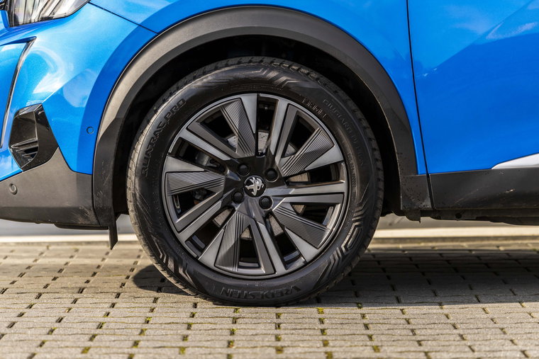 Vehicle Image 21