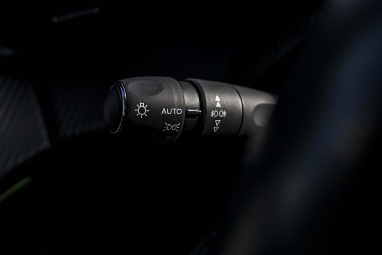 Vehicle Image 35