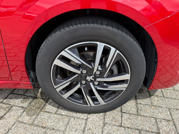 Vehicle Image 22