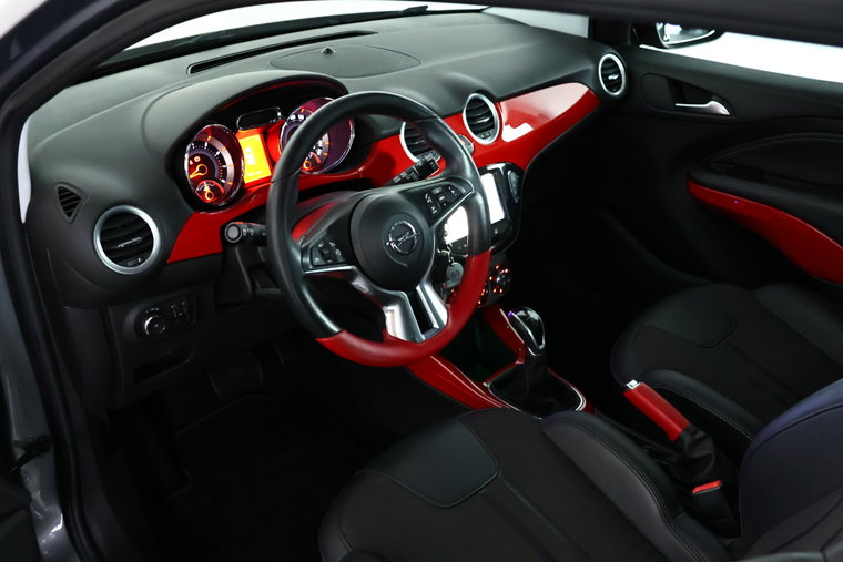 Vehicle Image 11