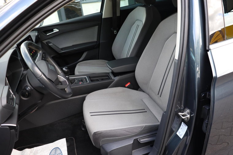 Vehicle Image 37