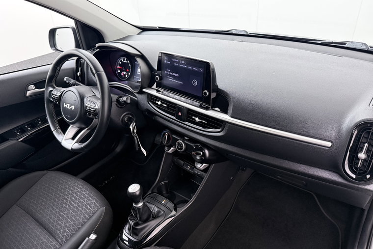 Vehicle Image 15