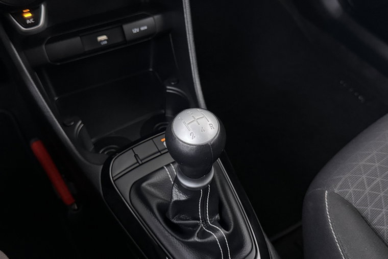 Vehicle Image 26
