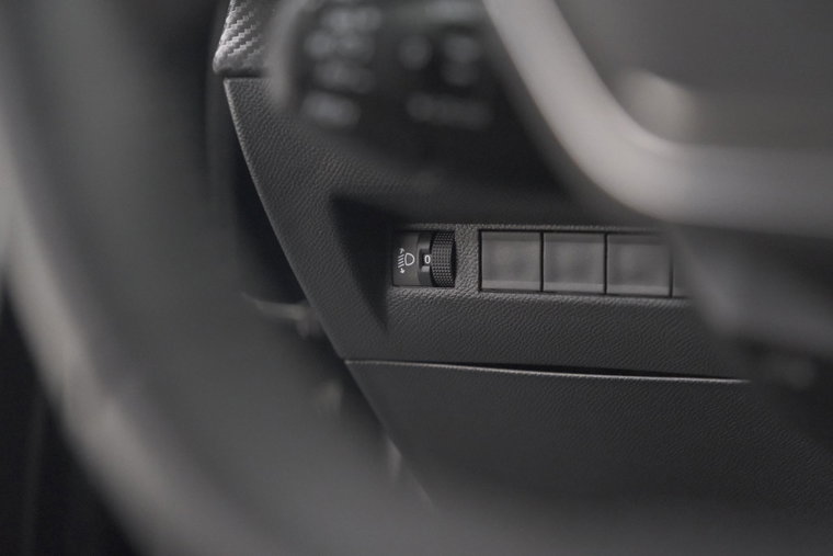 Vehicle Image 33