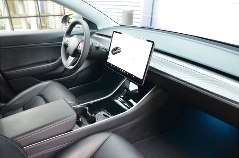 Vehicle Image 11