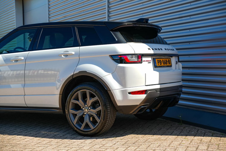 Vehicle Image 33