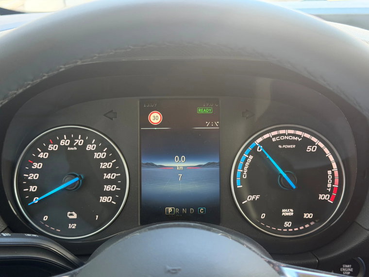 Vehicle Image 17