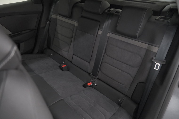 Vehicle Image 26