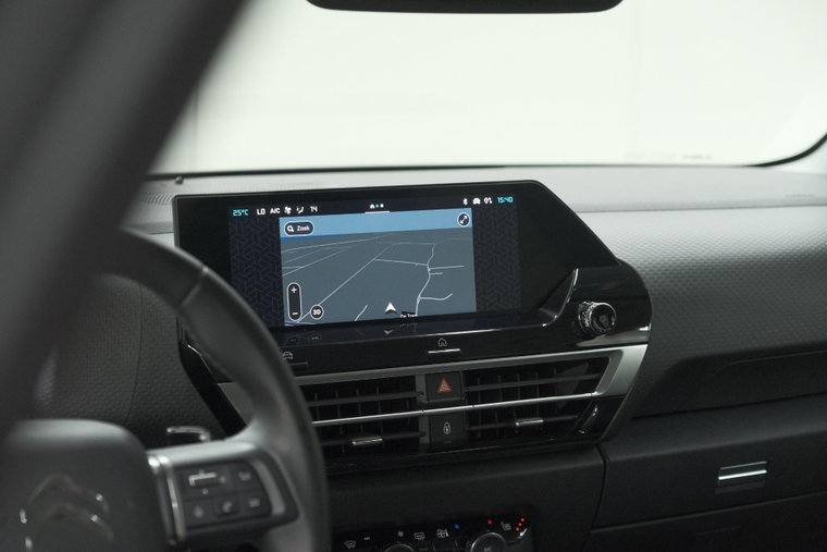 Vehicle Image 36