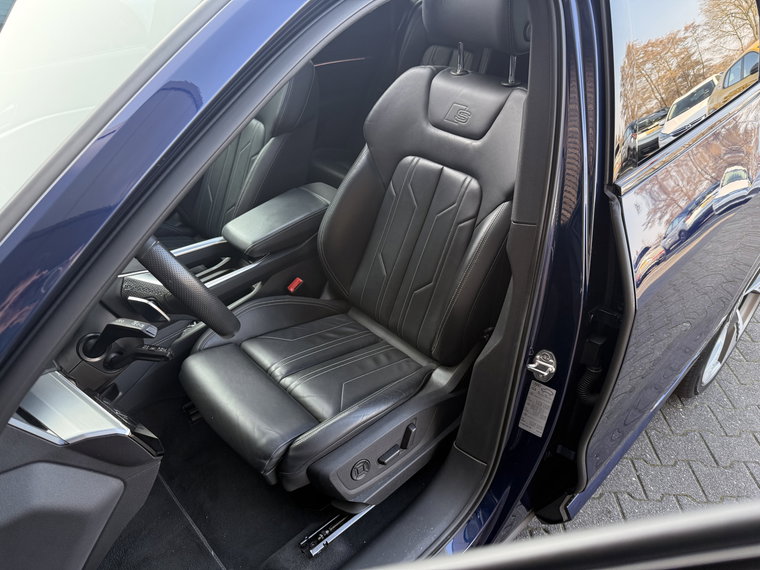 Vehicle Image 45