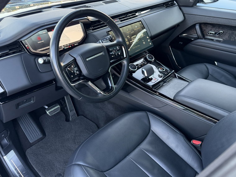 Vehicle Image 13
