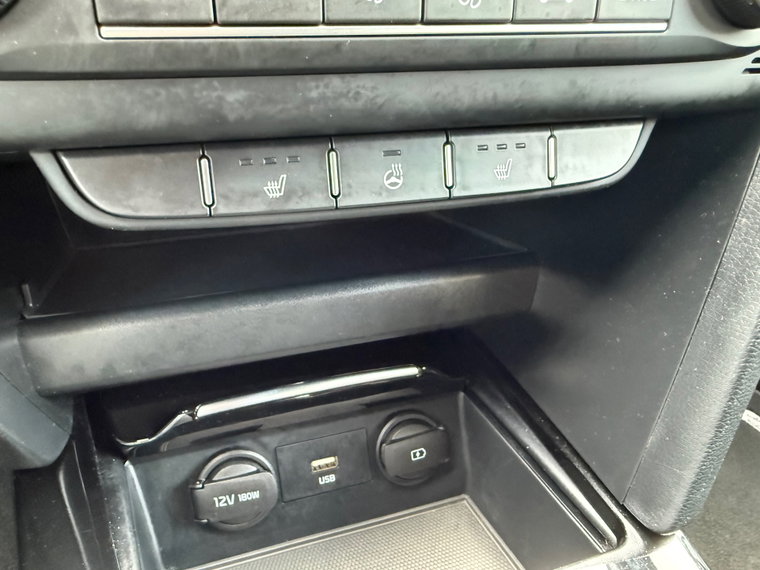 Vehicle Image 41