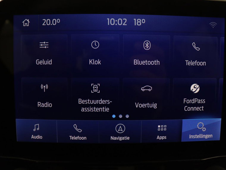 Vehicle Image 32