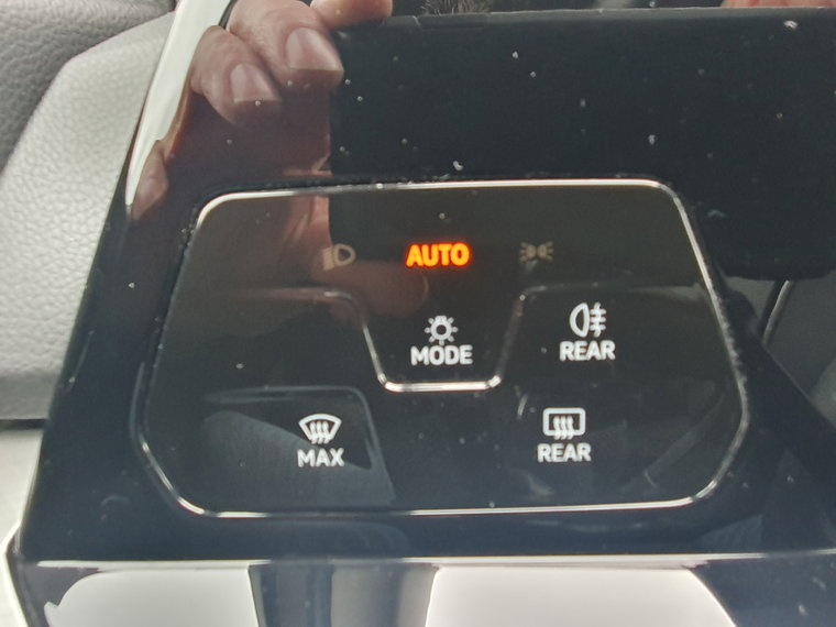 Vehicle Image 40