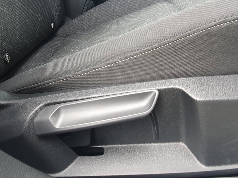 Vehicle Image 52