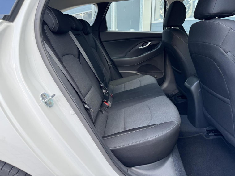 Vehicle Image 22