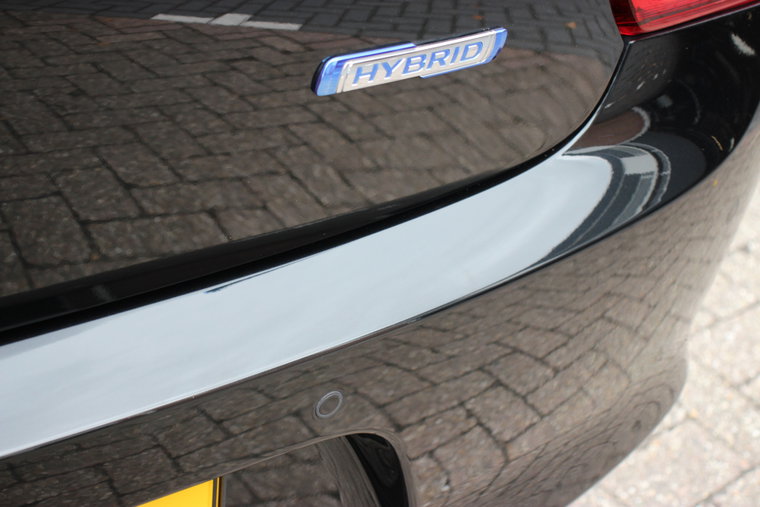 Vehicle Image 25
