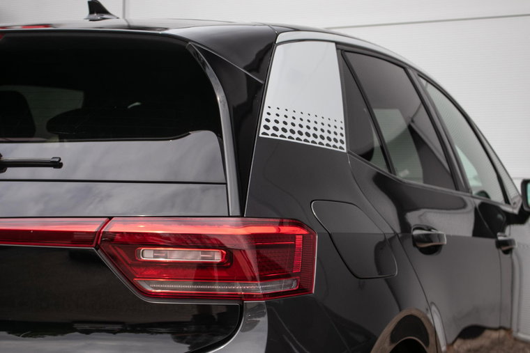 Vehicle Image 28