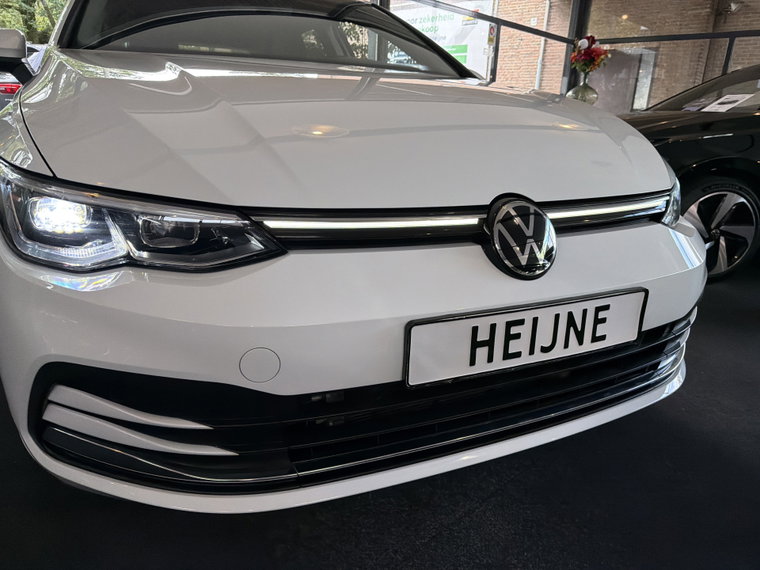 Vehicle Image 38