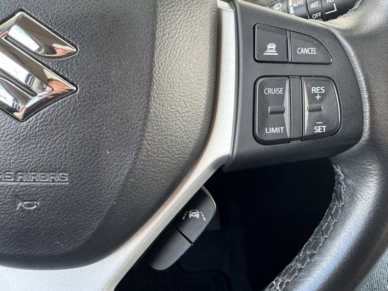 Vehicle Image 24