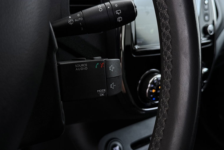 Vehicle Image 28