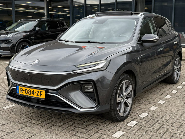 Vehicle Image 10